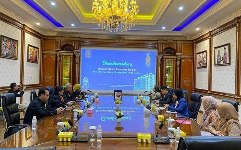 Unpak Benchmark Unikom