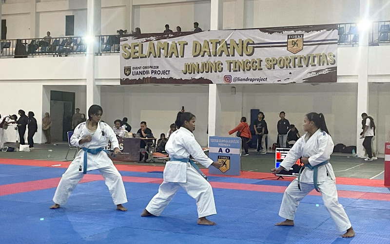 Rektor Unpak Sambut Ratusan Peserta Pakuan Karate Championship III International